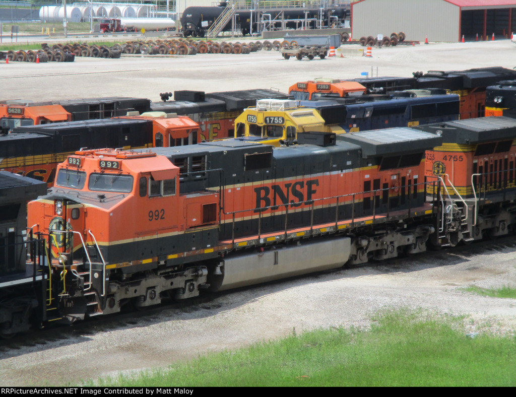 BNSF 992